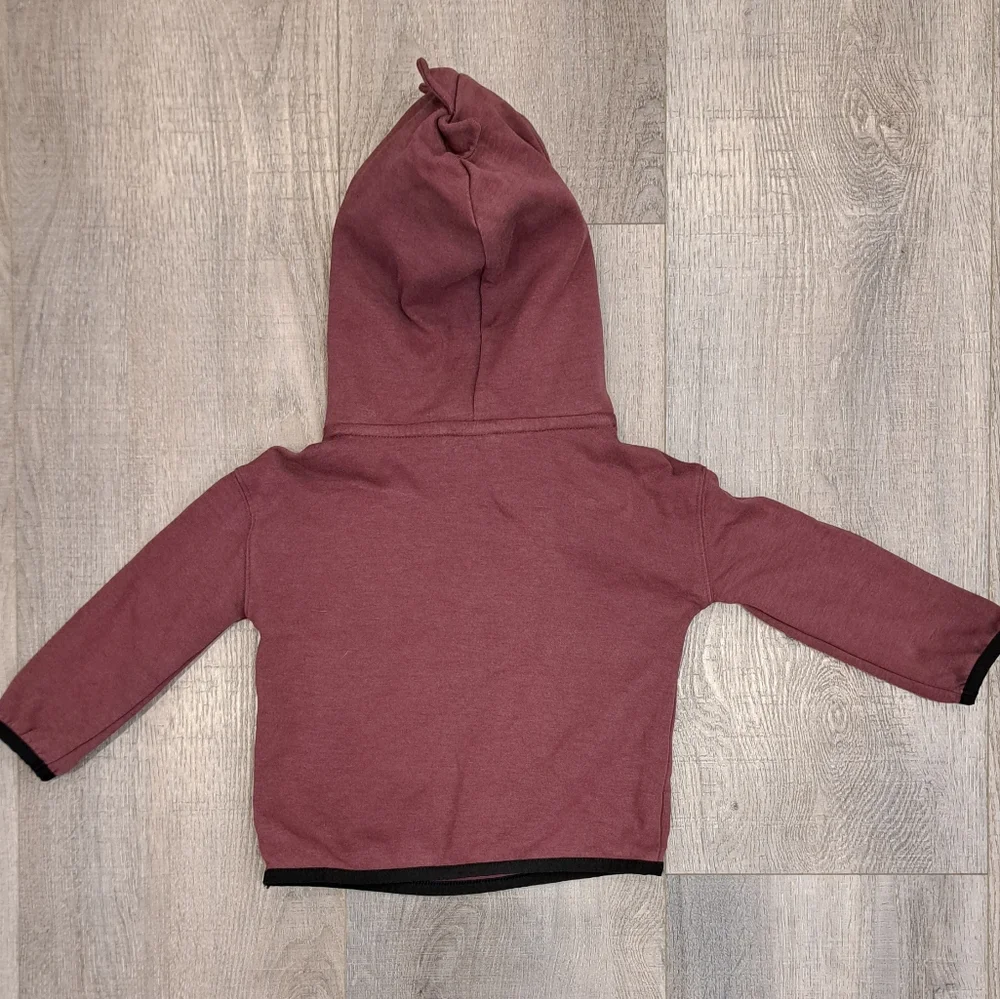 GAPFIT Toddler T-Rex Hoodie - Picture 2 of 4